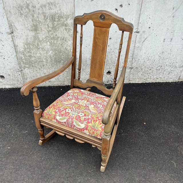 Rustic Early 20th Century Rocking Chair With Bird & Botanical Upholstery For Sale - Image 3 of 9