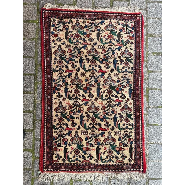 Small Vintage Abadeh Rug, 1960s For Sale - Image 15 of 16