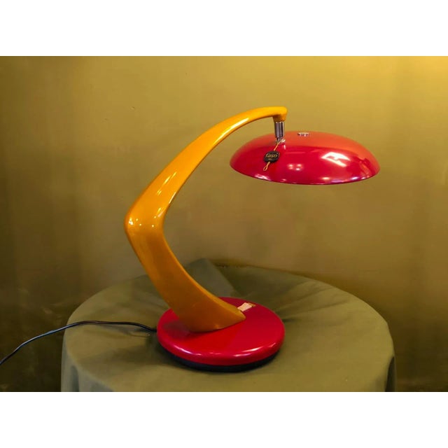 1960s Vintage Boomerang Table Lamp in Metal, 1960s For Sale - Image 5 of 10