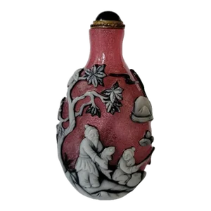 Antique Chinese Pink Snowstorm Peking Glass Snuff Bottle