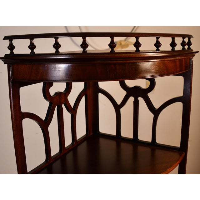 Brown 1940s English Regency Mahogany Corner Etageres Display Cabinet For Sale - Image 8 of 13