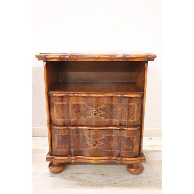 1980s Walnut Veneer Nightstands, Set of 2 For Sale - Image 5 of 12