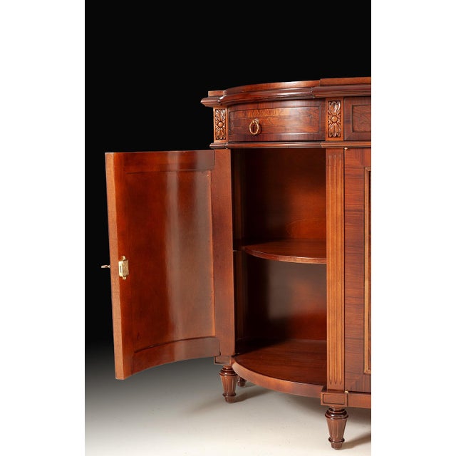 Italian Walnut Burl Serpentine Sideboard With Curved Doors For Sale - Image 4 of 5