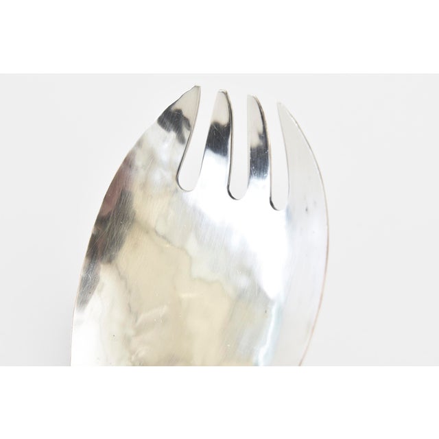 Silver Hand Wrought Sculptural Silver Plate Salad Servers Signed Acme Bates, Canada 1980's For Sale - Image 8 of 10