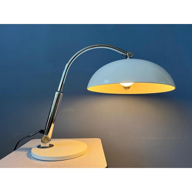 Vintage Bauhaus 144 Table Lamp in White by Herman Busquet for Hala, 1970s For Sale - Image 5 of 11