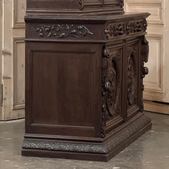 19th Century French Renaissance Hunt Bookcase ~ Bibliotheque For Sale - Image 9 of 18