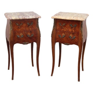 1920s Pair of French Louis XV Style Rosewood Side Tables Nightstands For Sale