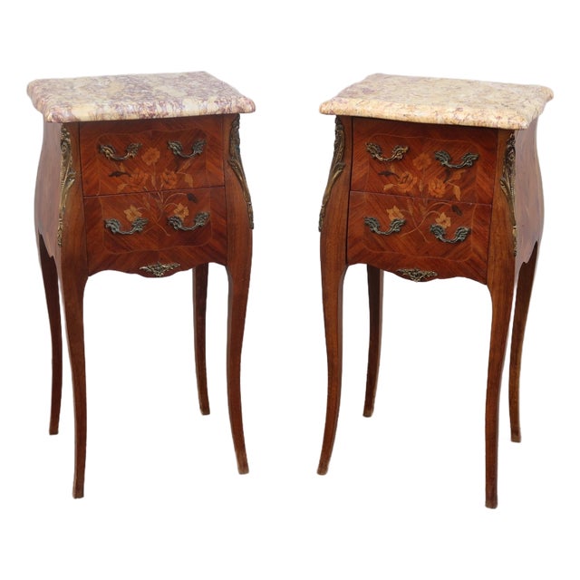 1920s Pair of French Louis XV Style Rosewood Side Tables Nightstands For Sale