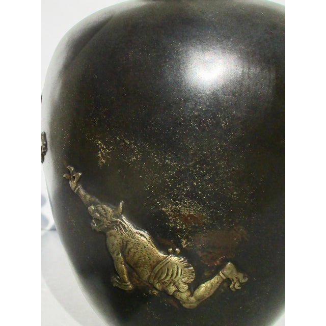 Late 19th Century Japanese Meiji Bronze Vase With Gilt Demons For Sale - Image 5 of 13