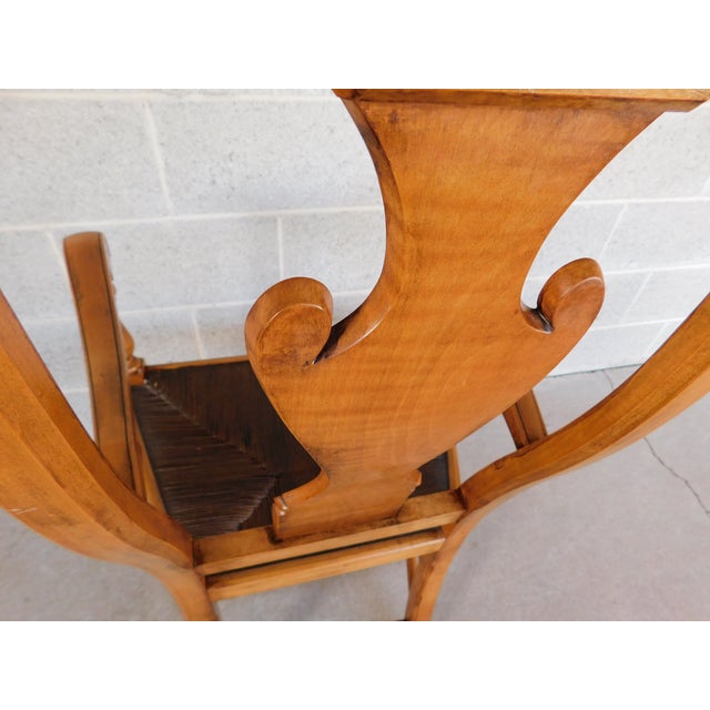 Brown New England Style Figured Maple Lyre Back Arm Chair Attributed to William Savery For Sale - Image 8 of 17
