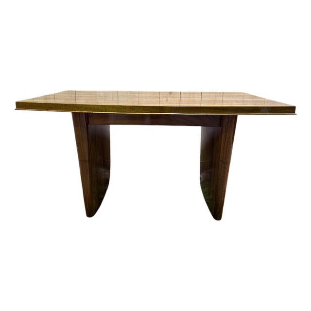 Art Deco Dining Table in Walnut Veneer with Two Extensions For Sale