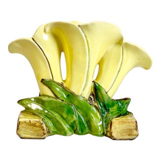 1930s Vintage Art Deco Americana Boho Chic McCoy Pottery Lily Vase - 3 Wells. For Sale