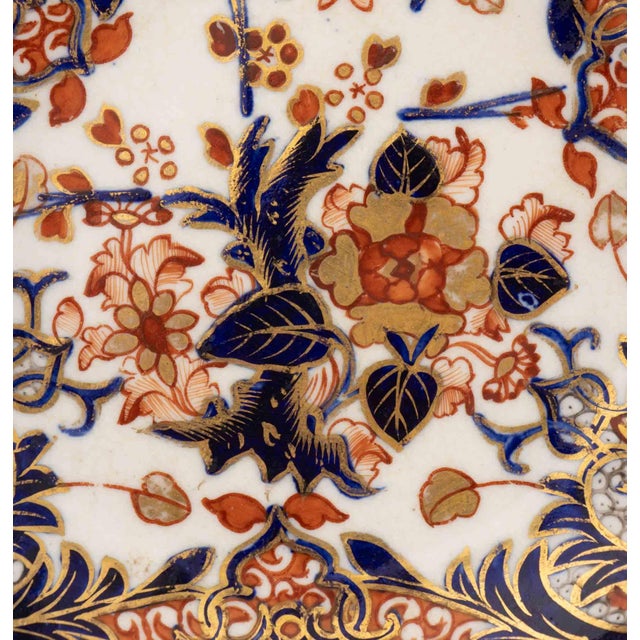 English Imari Style Porcelain Tableware, 11 Pieces For Sale In New York - Image 6 of 17