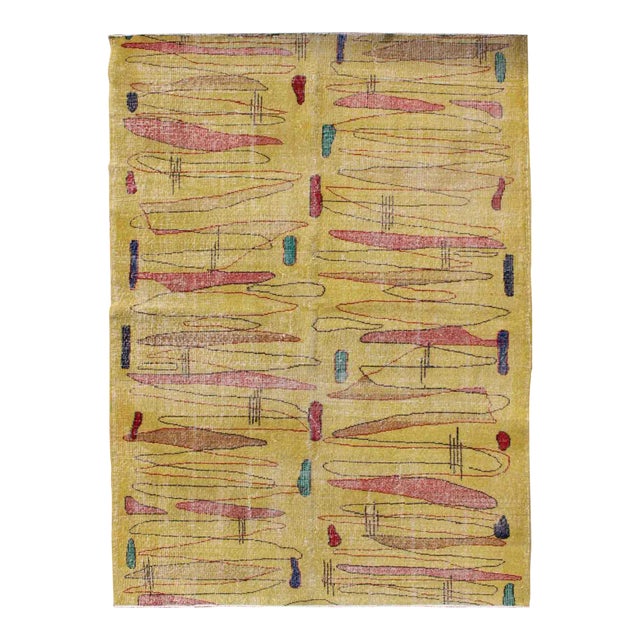 Keivan Woven Arts, Tu-Mtu-136060, Vintage Turkish Mid-Century Modern Rug in Yellow Color and Modern Design For Sale