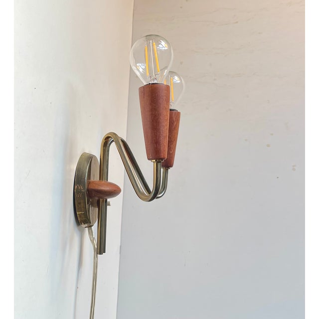 Brown Mid-Century Danish Teak and Brass Double Wall Lamp, 1950s For Sale - Image 8 of 12