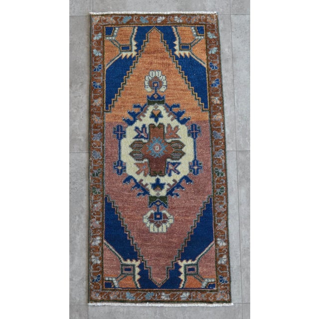 Turkish 1970s Vintage Turkish Rug For Sale - Image 3 of 5