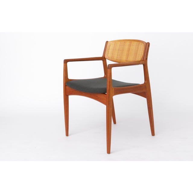 Mid-Century Modern Danish Model 4325 Armchair in Teak and Rattan by Ib Kofod-Larsen, 1960s For Sale - Image 3 of 10