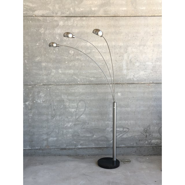 1970s Chrome Arc Design Lamp With Three Lights in Spherical lamp shades For Sale - Image 12 of 13
