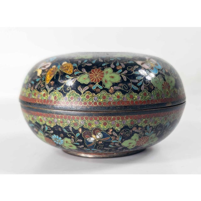 19th Century Japanese Meiji Period Cloisonne Enamel Potpourri or Censer Dish For Sale In New York - Image 6 of 16