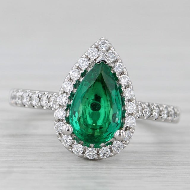 Green 1.32ctw Emerald Diamond Halo Teardrop Ring 14k White Gold Size 6.5 Engagement For Sale - Image 8 of 9