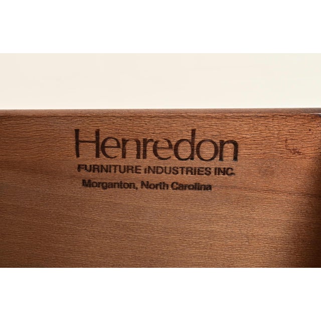 Henredon Georgian Carved Mahogany Lighted Breakfront Bookcase Cabinet For Sale - Image 10 of 17