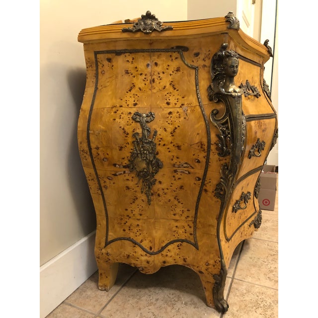 Louis XV Style Marble Top Bombe Six Drawer Commode Dresser With Ormolu and Matching Mirror For Sale - Image 4 of 13