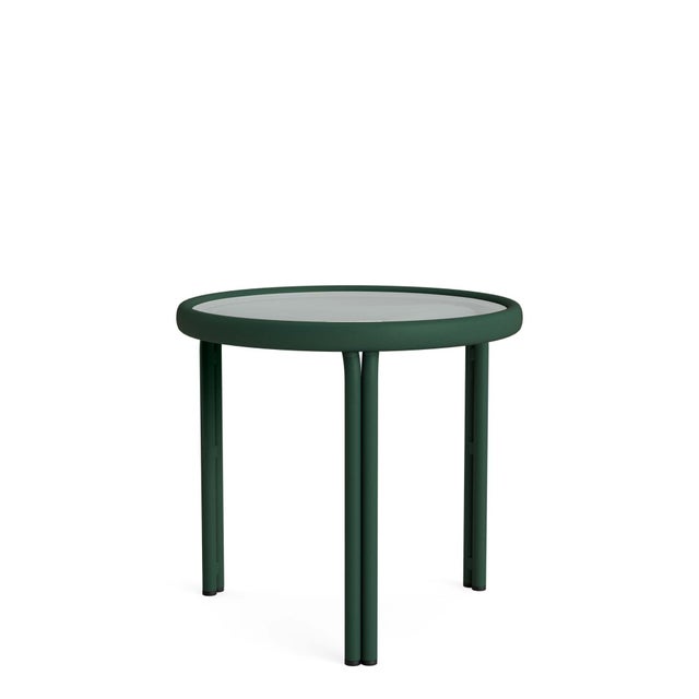 Brown Jordan Kantan Aluminum 20" Round Occasional Table in Forest Green For Sale