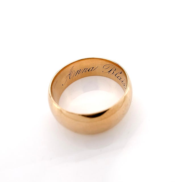 Victorian Late 20th Century Victorian Gold Band, Size 6.5 For Sale - Image 3 of 12