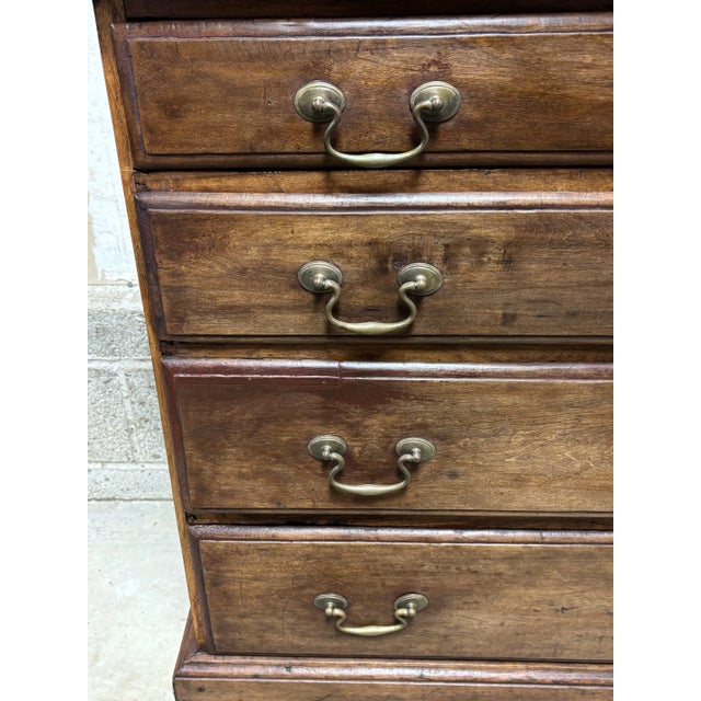 American Chest of Drawers From Massachusetts. For Sale - Image 4 of 9