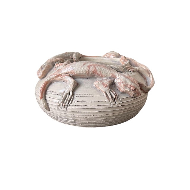 Mid 20th Century Artisan Sculpted Ceramic Pottery Lizard Motif Bowl, Signed For Sale - Image 10 of 10