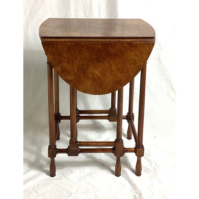 Traditional Baker Furniture Burled Walnut Gate Leg Drop Leaf Side Table For Sale - Image 3 of 10