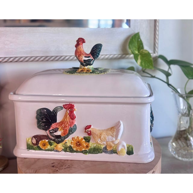 Mid 20th Century Vintage KMC 3d Hand Painted Rooster Breadbox With Lid For Sale - Image 5 of 11