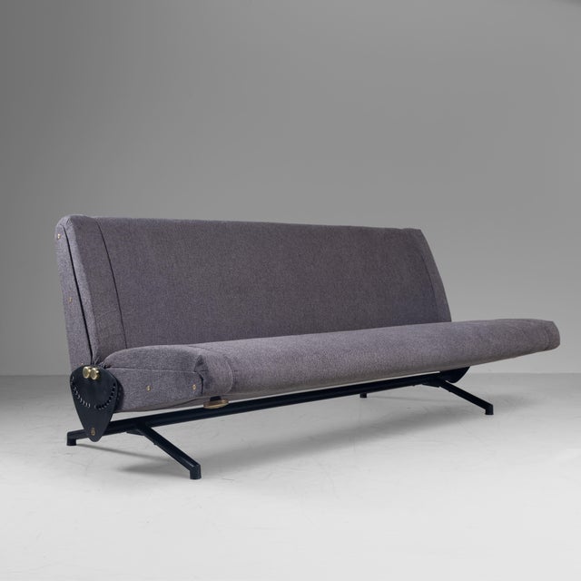 D70 Sofa by Osvaldo Borsani for Tecno, 1970s For Sale - Image 14 of 14