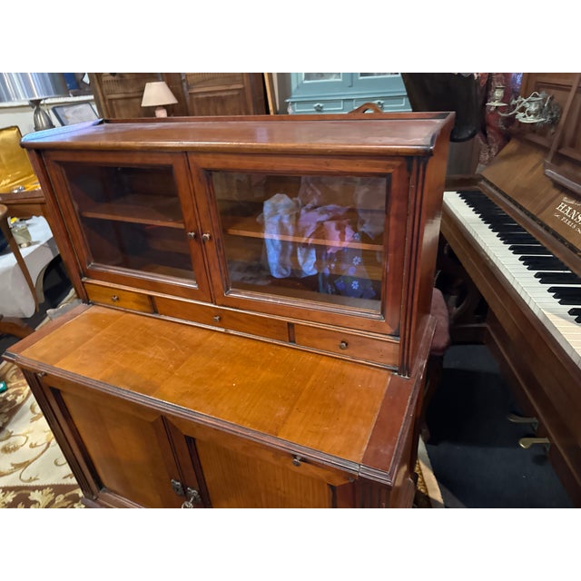 Louis XVI Secretaire in Walnut For Sale - Image 5 of 6