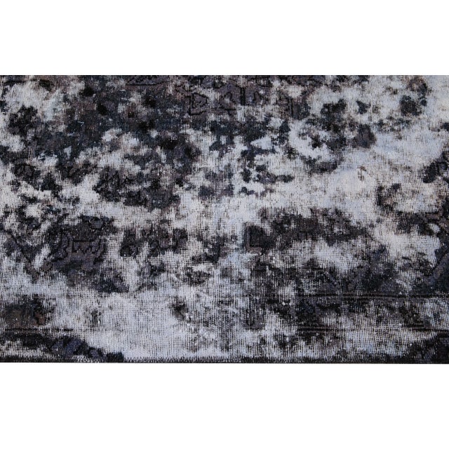 Gray Vintage Distressed Handmade Abstract Wool Rug 7′7″ × 10′10″ For Sale In New York - Image 6 of 9