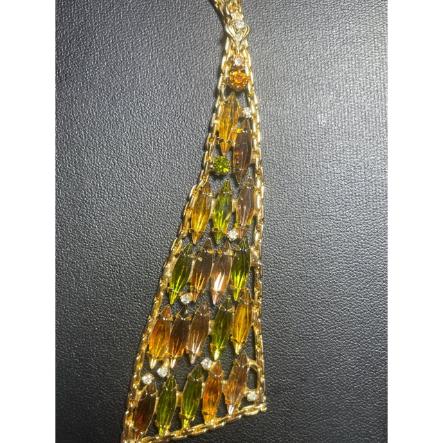 Coro MCM Jewelry by Alice Caviness Modernist Statement Necklace Autumnal Palette of Topaz, Olivine, and Amber. For Sale - Image 4 of 7