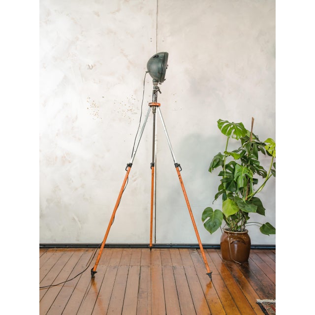 20th Century Military Field Spotlight Floor Lamp from Bosch Eisemann, Germany, 1960s For Sale - Image 9 of 18