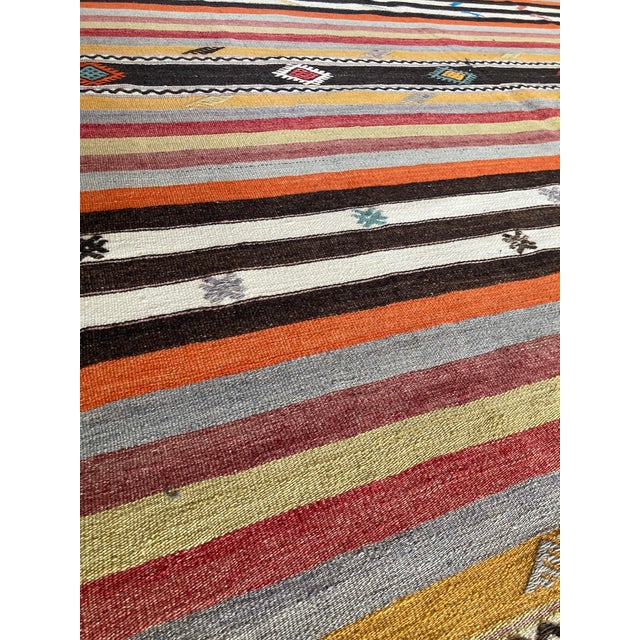 Vintage Anatolian Kilim Rug, 1960s For Sale - Image 9 of 16