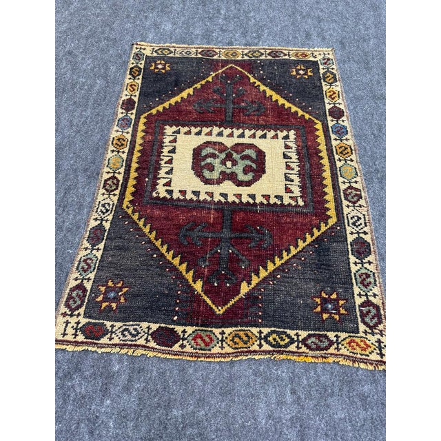 Turkish Yastik Rug 1'9" x 2'5" For Sale - Image 4 of 5