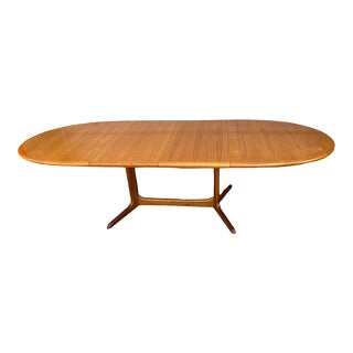 Late 20th Century Skovby Mid Century Modern Teak Extending Dining Table With 2 Leaves For Sale