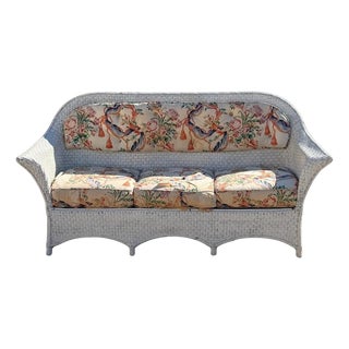 Antique Victorian White Wicker Rattan Sunroom Patio Sofa W/ Loose Cushions For Sale