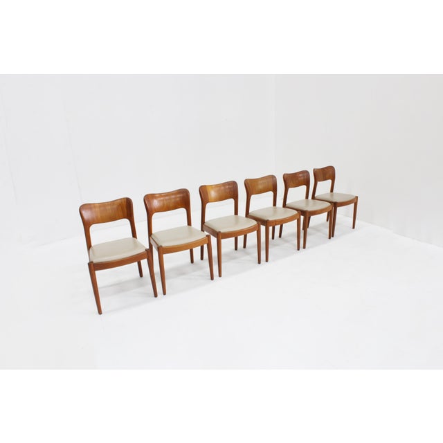Mid-Century Modern Vintage Danish Dining Chairs in Teak by Niels Koefoed for Koefoeds Hornslet, 1960s, Set of 6 For Sale - Image 3 of 8