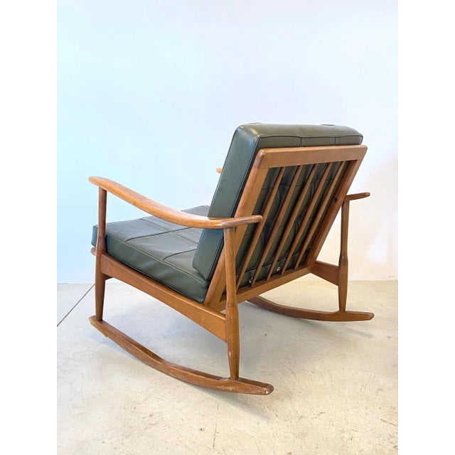 Mid-Century Modern Wooden Rocking Chair, 1960s For Sale - Image 3 of 16