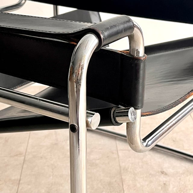 1970s Wassily Armchairs by Marcel Breuer for Gavina, 1970s, Set of 2 For Sale - Image 5 of 18