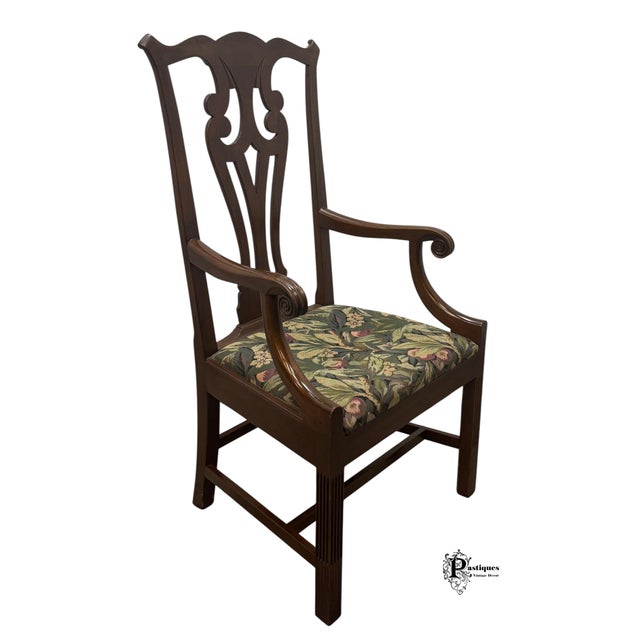 Kittinger Vintage Kittinger Traditional Chippendale Style Mahogany Accent / Dining Chairs - Pair For Sale - Image 4 of 12