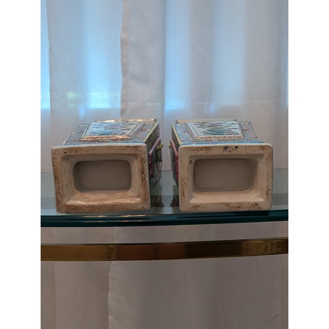 Early 20th Century Pair of Antique Chinese Vases For Sale - Image 5 of 6