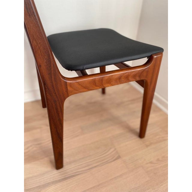 Danish Teak and Faux Leather Dining Chairs by Erik Buch for Oddense Maskinsnedkeri / O.D. Møbler, Denmark, 1960s, Set of 2 For Sale - Image 6 of 18