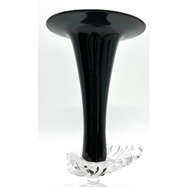 1920s Vintage Glossy Black Glass Vase with Ornamentally Relief-Patterned Base, 1920s For Sale - Image 5 of 13