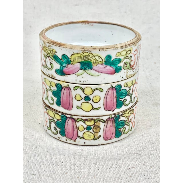 Chinoiserie Vintage Stackable Chinoiserie Catchalls-Set of 3 For Sale - Image 3 of 12