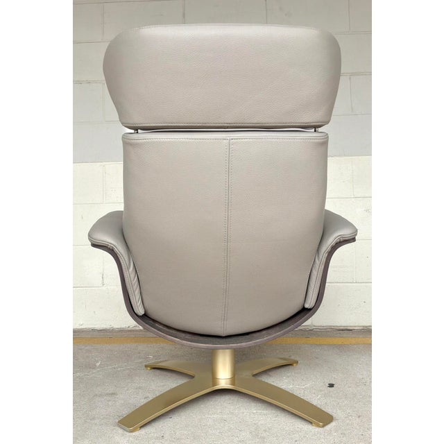 Mid-Century Modern Eames Style Italian Gray Leather Lounge Chair and Ottoman For Sale - Image 4 of 8